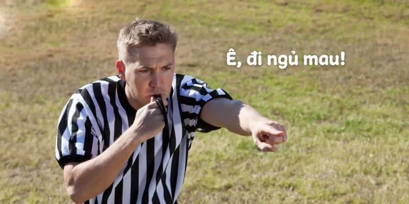 Mắt nhắm mắt mở với meme mới ngủ dậy chuẩn tâm trạng sáng sớm