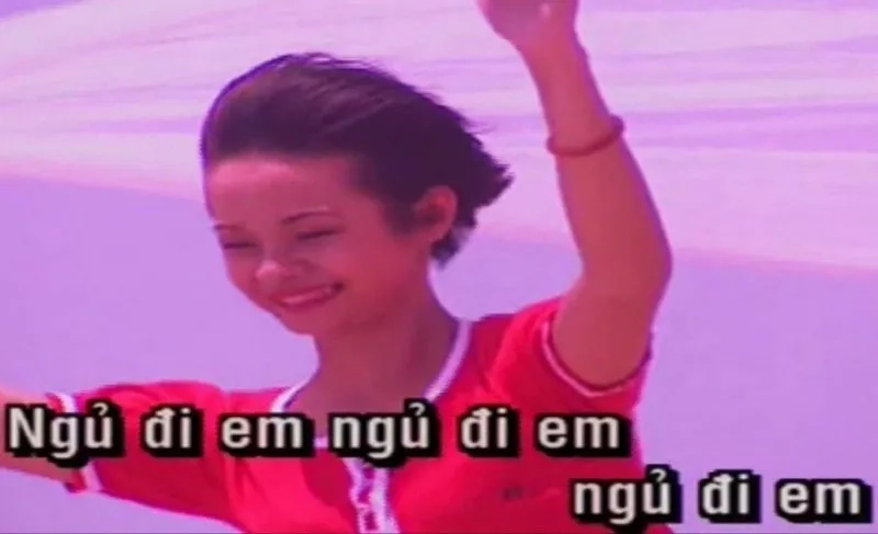 Ngủ ngay kẻo mắt gấu trúc với meme đi ngủ đi cực hài