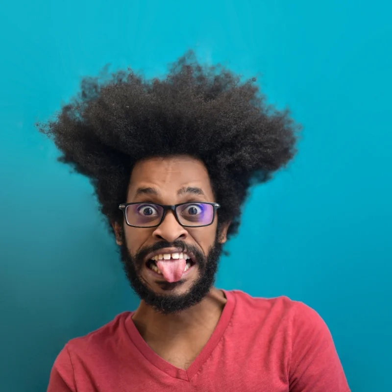 Avatar nam thần, khiến mọi ánh nhìn phải dừng lại