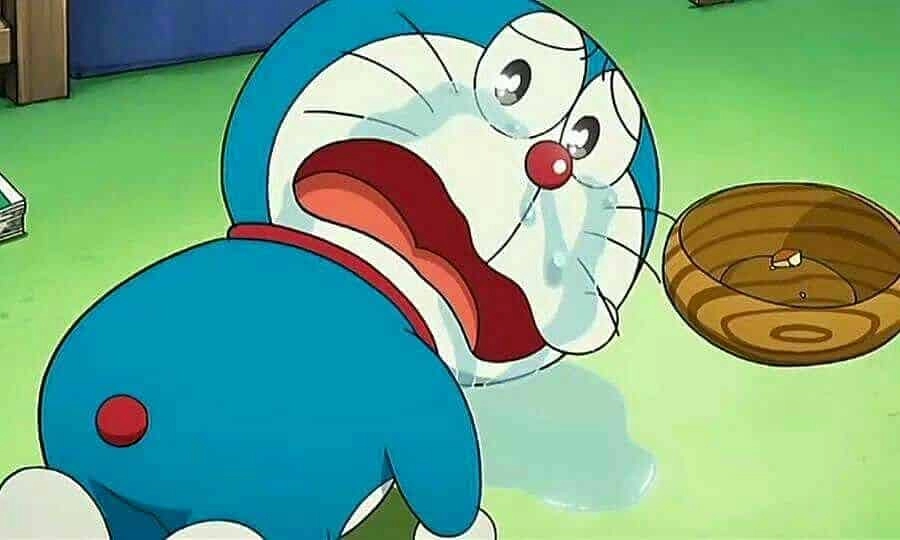 Dễ thương Doraemon cute khóc với đôi mắt long lanh
