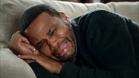 Meme anime khóc mang đến những cảm xúc chân thật trong từng khung hình.