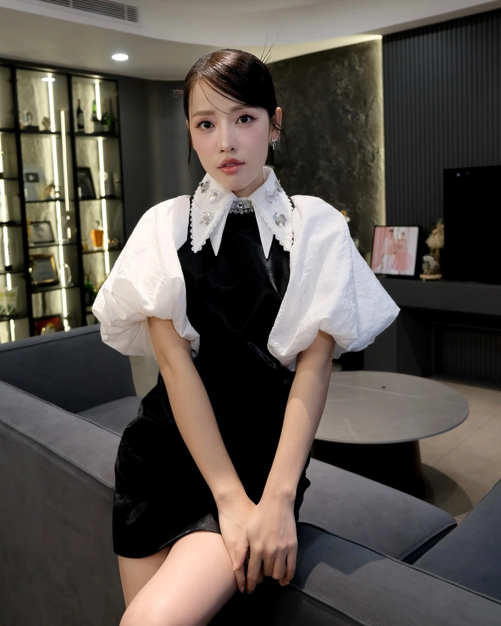 Ảnh gái xinh tóc ngắn trẻ trung và cá tính