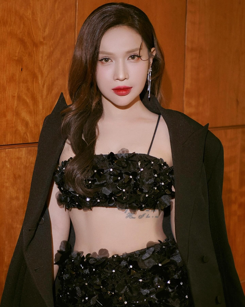 Avatar gái đẹp giúp trang cá nhân thêm thu hút