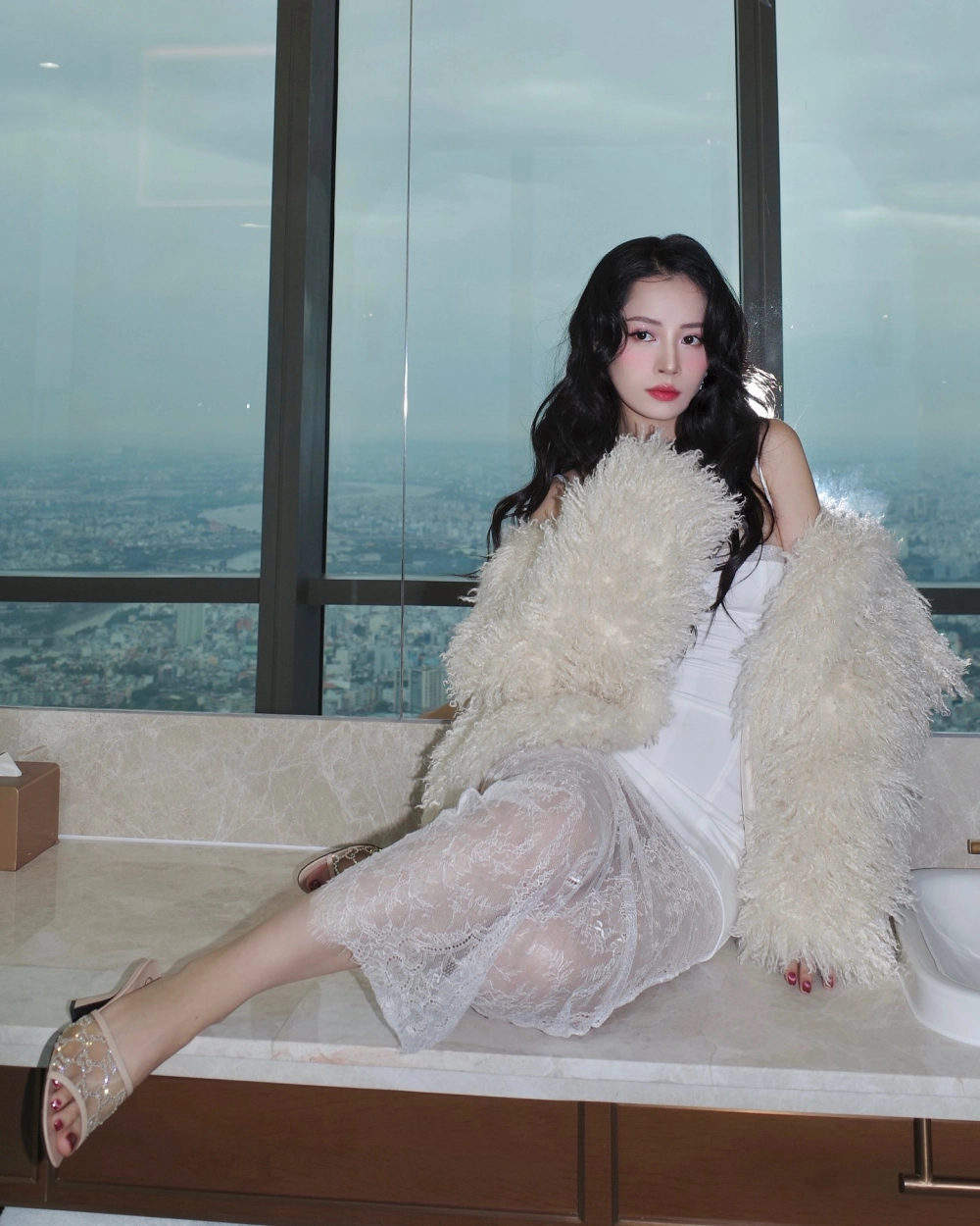 Gái đẹp TikTok nổi bật phong cách trẻ trung