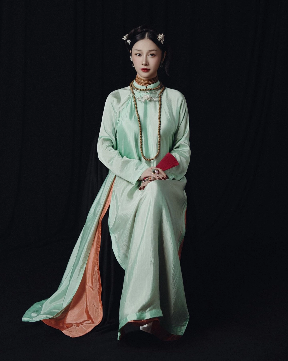 Jun vũ 2 ngày 1 đêm mang lại tiếng cười