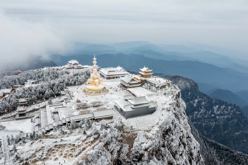 Phong cảnh mùa đông Trung Quốc phủ tuyết ấn tượng