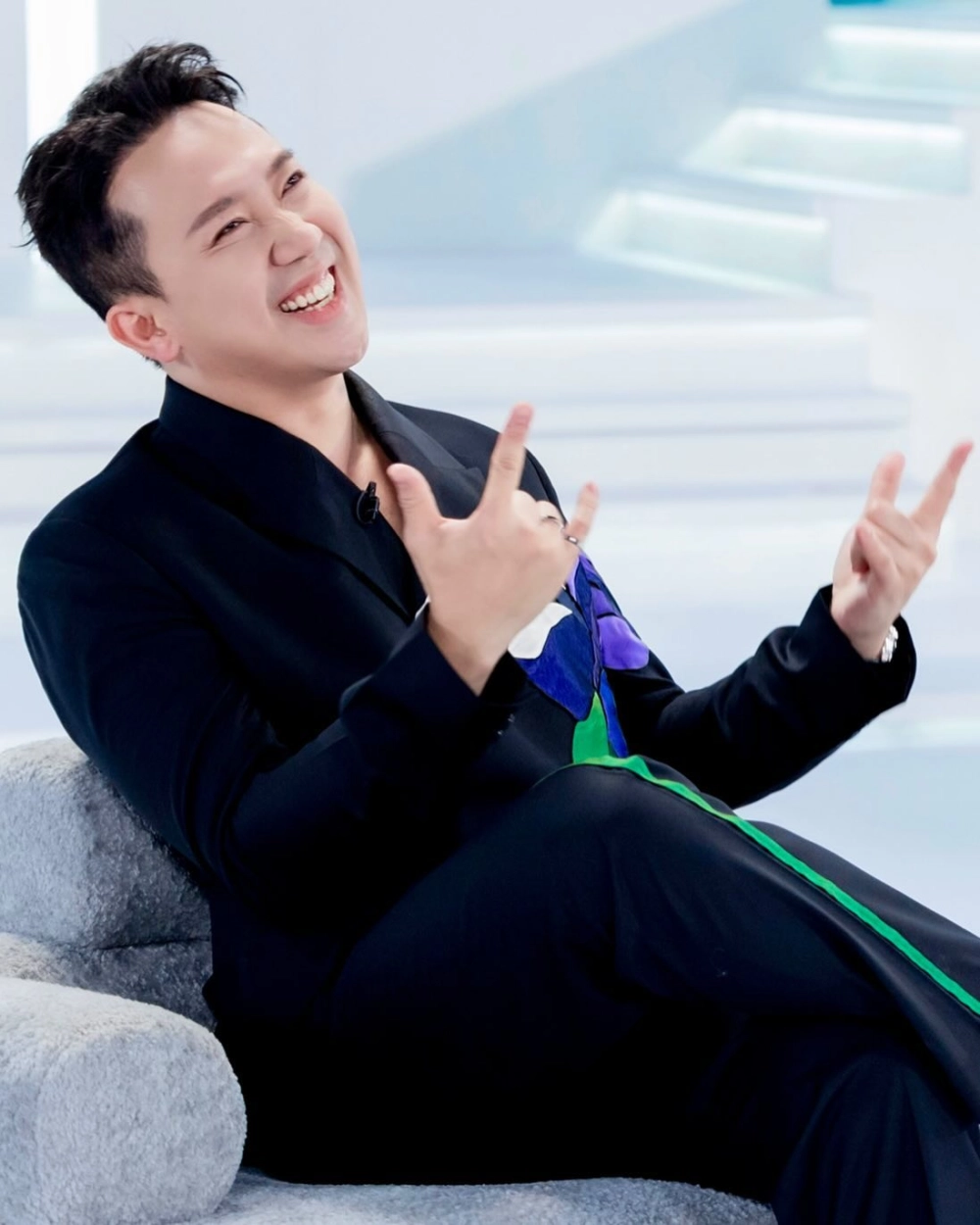 Bộ Tứ Báo Thủ Trấn Thành mang màu sắc hài hước