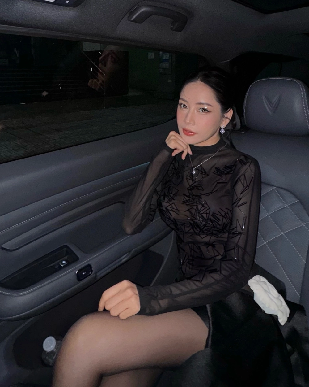 Hình nền gái đẹp 4k cho máy tính chất lượng.