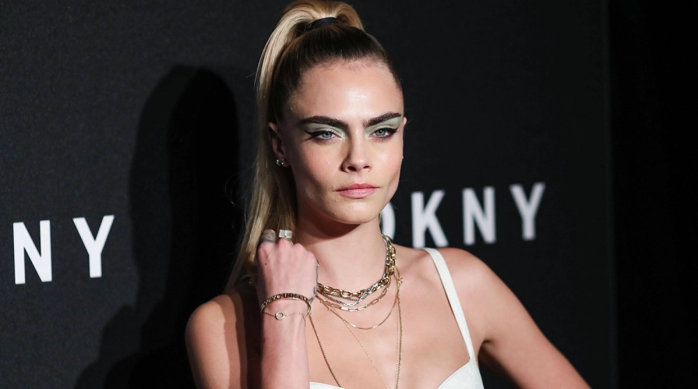 Cara Delevingne height lý tưởng cho nghề người mẫu.