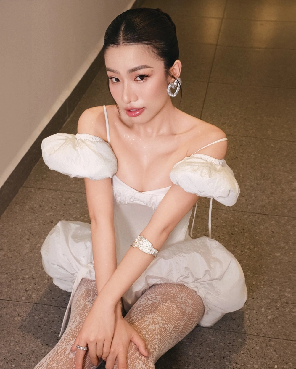 Ảnh đẹp cô gái cuốn hút.