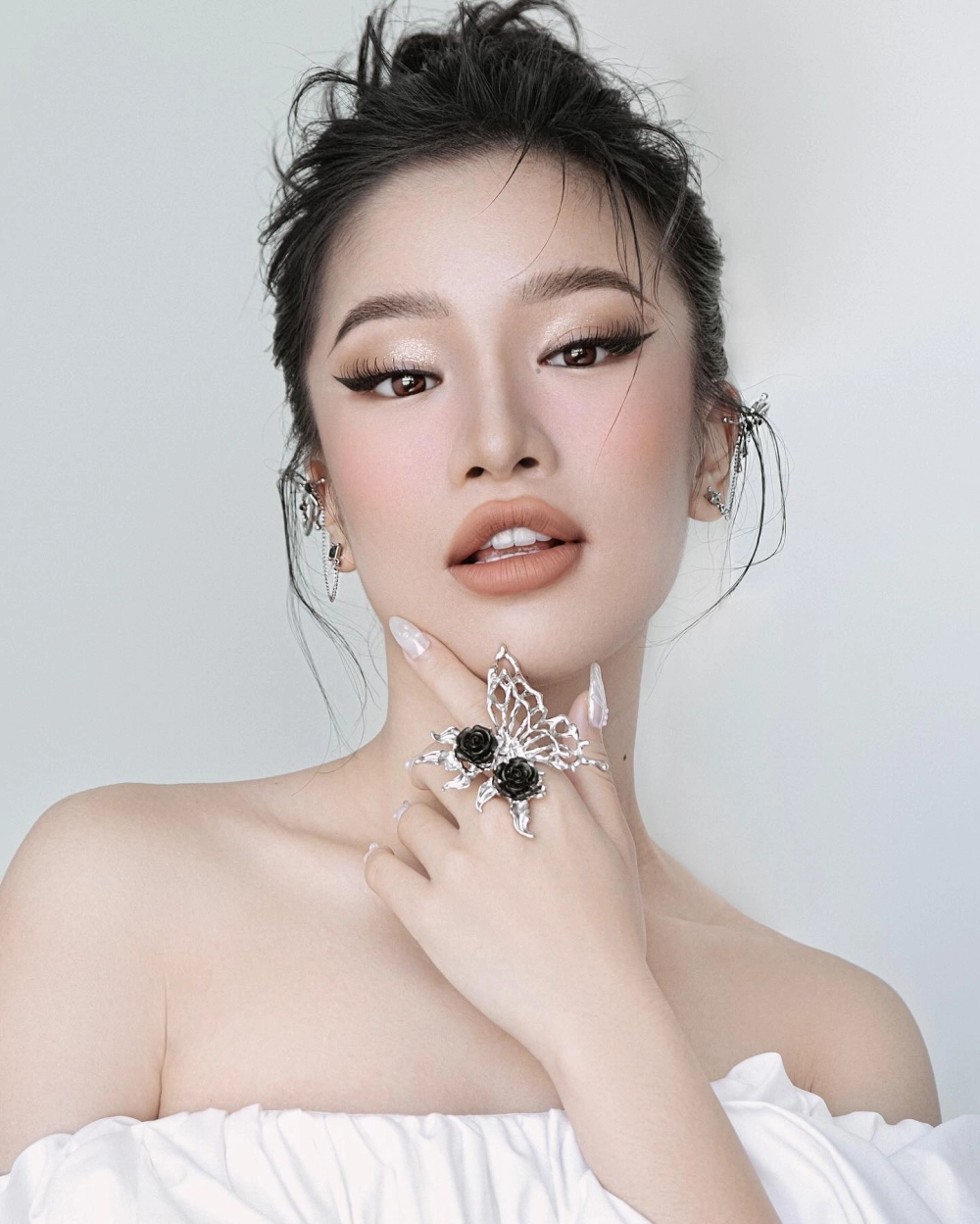 Những cô gái đẹp nổi bật.