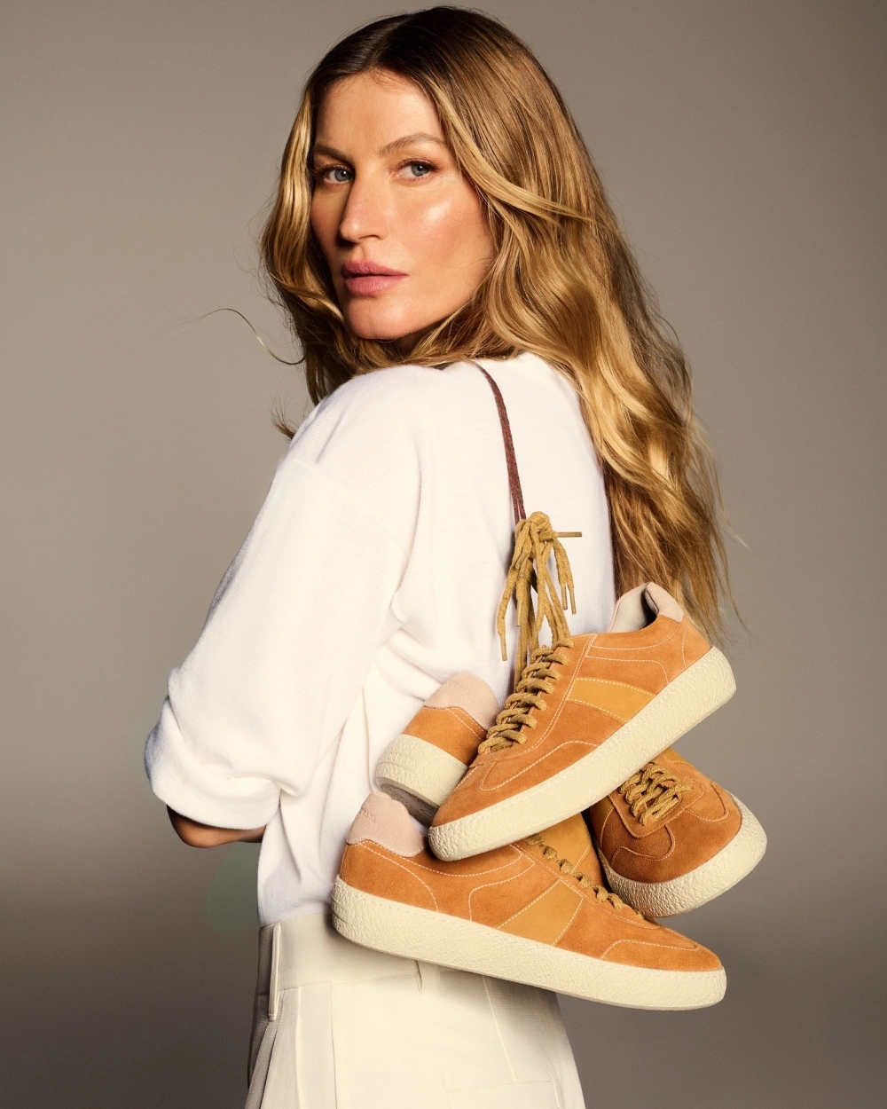 Gisele Bündchen height lý tưởng cho sàn diễn thời trang.