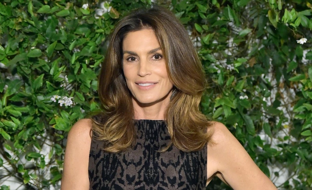 Hình ảnh Cindy Crawford now vẫn đầy cuốn hút trong vai trò nữ doanh nhân thành đạt.