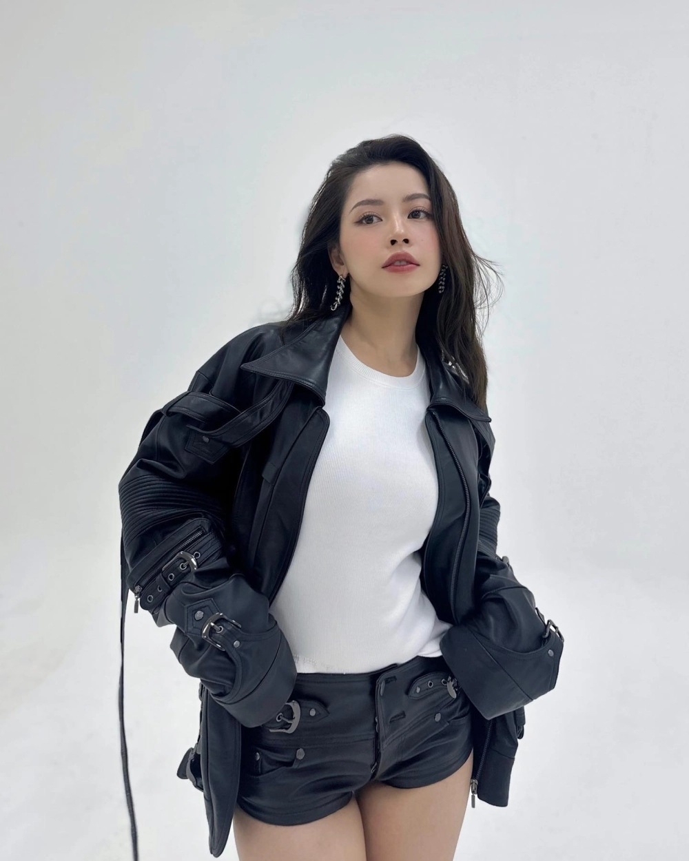 Tải ngay kho ảnh gái cute k8 với những biểu cảm vô cùng lém lỉnh.